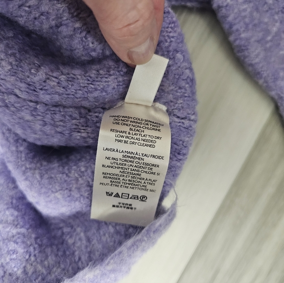 Cozy  Free People Lavender Oversized Sweater Sz S - Picture 9 of 9